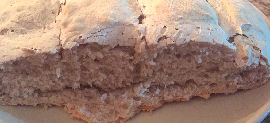 Pão com Fermentação Natural - Foto: Chef Rebecca Aguiar