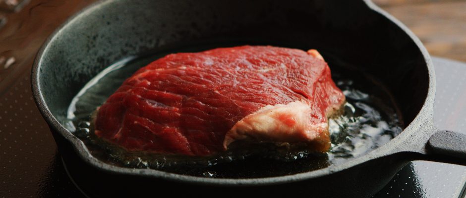 bife na panela de ferro